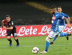 包含那不勒斯胜Udinese，稳步前行的词条
